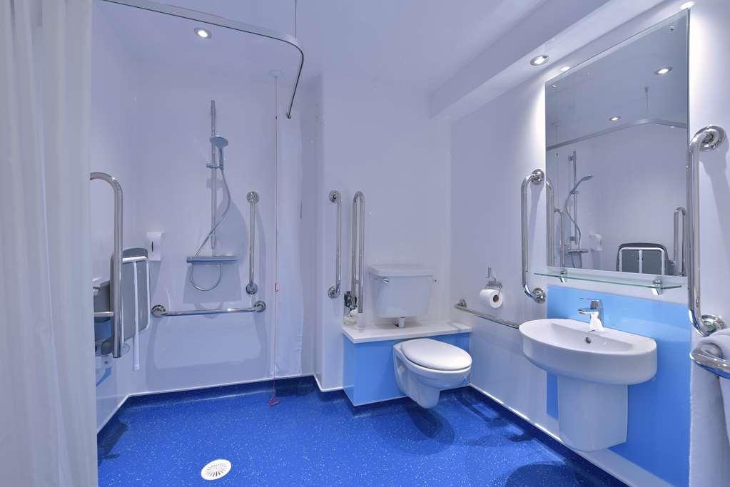 Travelodge London Wimbledon Morden Morden  Zimmer foto